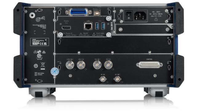 R&S®CMA180 无线电综合测试仪