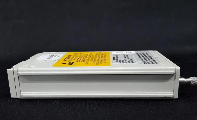 泰克 80E04 双通道 TDR 模块_20GHz 电采样模块_DSA8300 背板线缆阻抗 S 参数测试